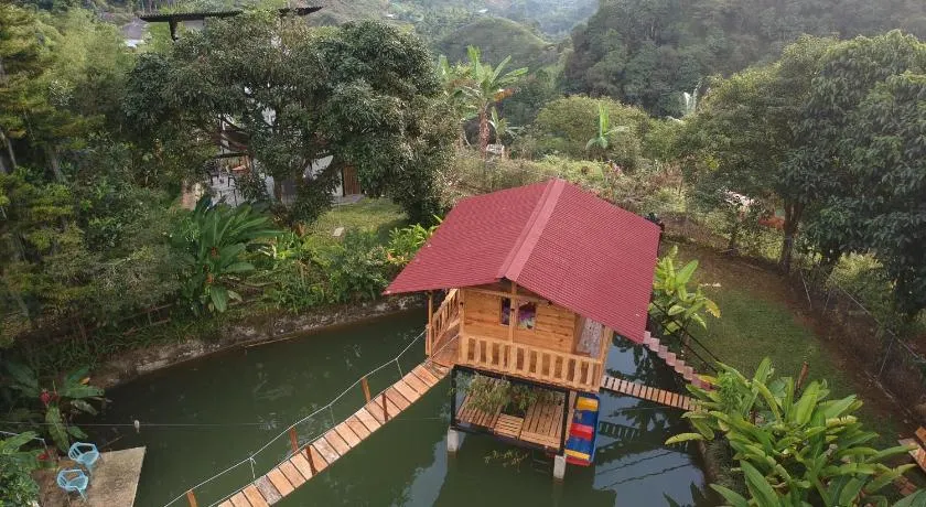Aventura Treehouse Glamping - Image 1