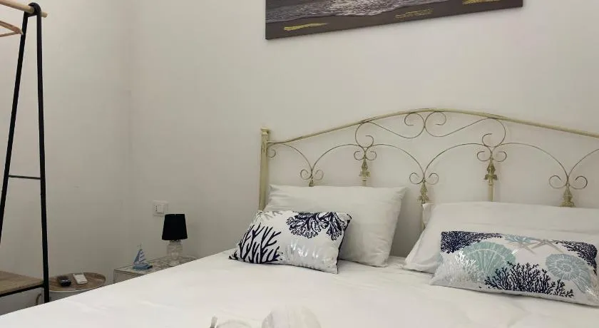 Luisa Room - Image 1
