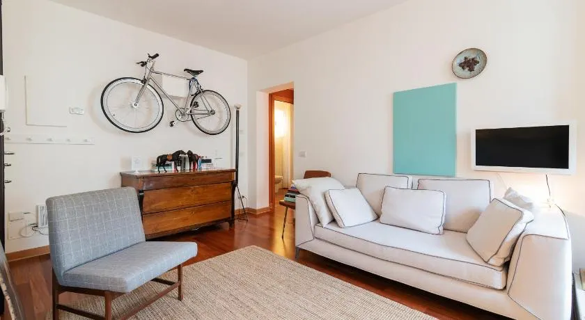 GuestHost - Scrovegni Design Apartment - Image 1