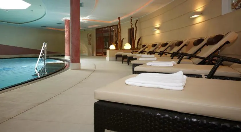 Hotel Carmen Dolomites - Image 1