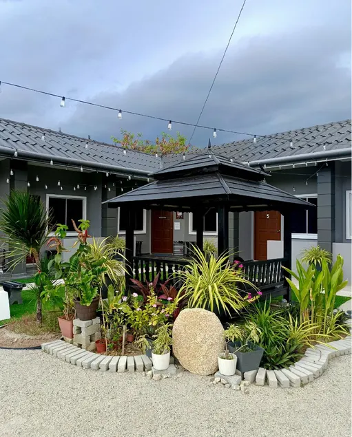 CHERATING GARDEN HOUSE - Image 1