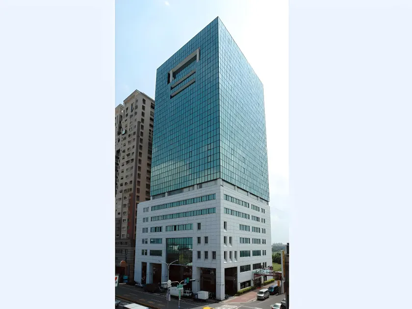 Abbo Hotel - Image 1