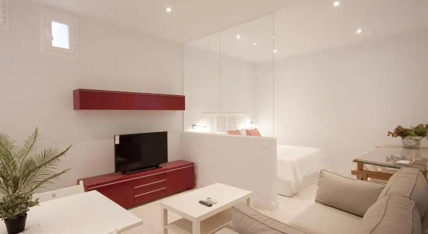 Apartamento con encanto en ópera - Image 1