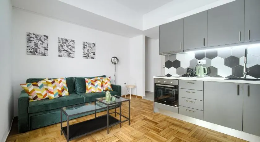 Majestic Flat with Huge Terrace in the City Center - Image 1