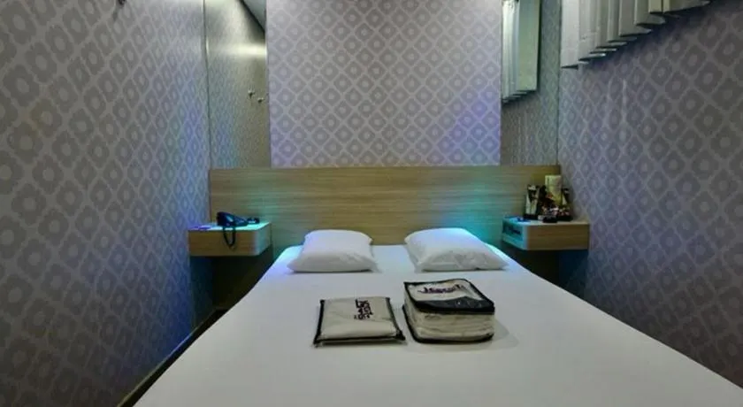 Motel Secrets - Image 1