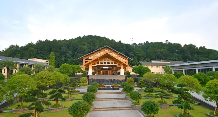 Tianmushan Hotspring Hotel - Image 1