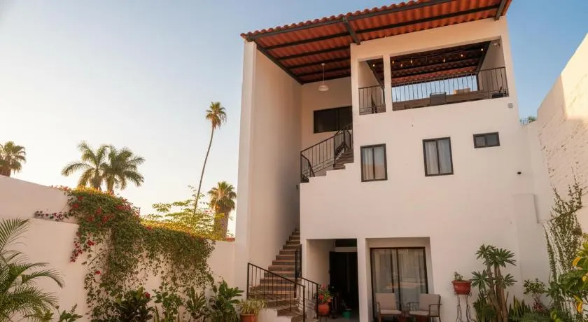 Casa Rosales - Image 1