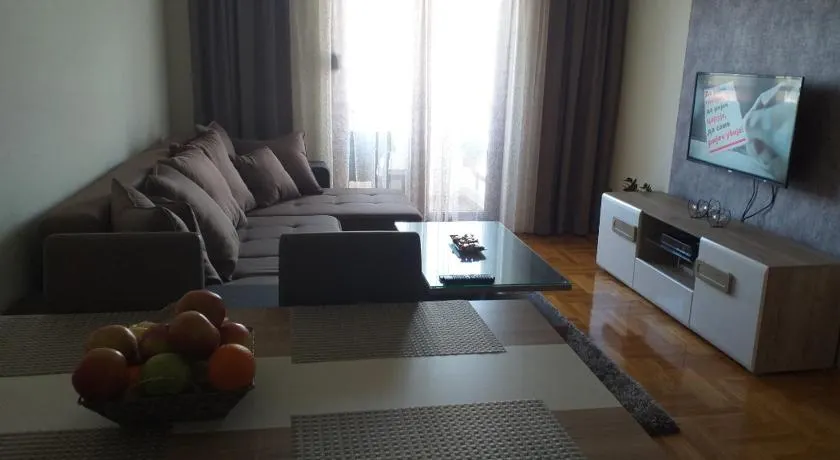Aphrodite Apartment - Image 1