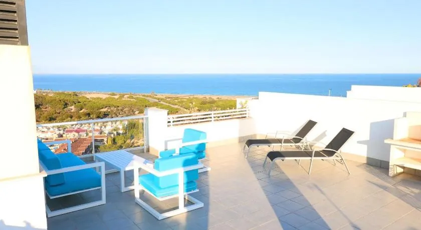 Nova Beach Paradise Apartment - Image 1