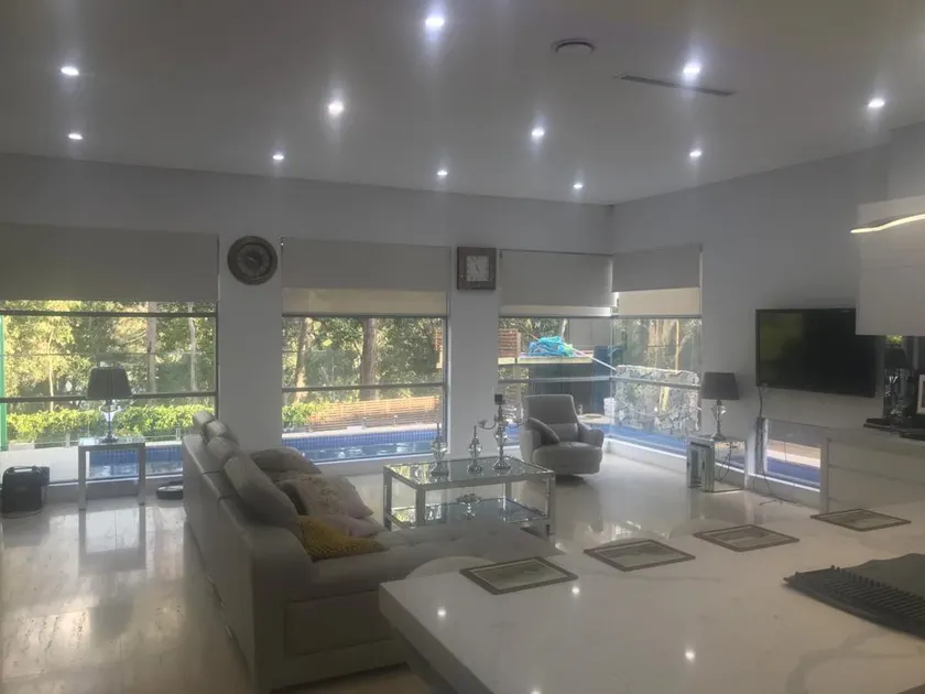 big Luxury house-cinema-pool-can occupy  12guests - Image 1