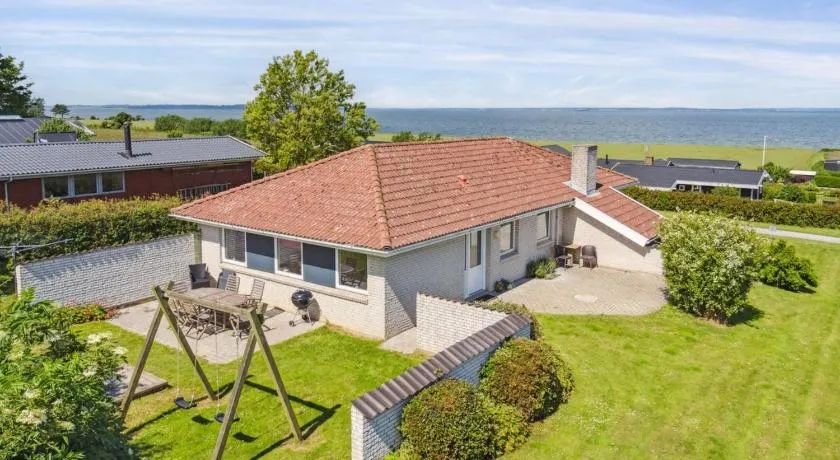 Ferienhaus mit Sauna, Grill und privatem Pool | Meerblick - Image 1