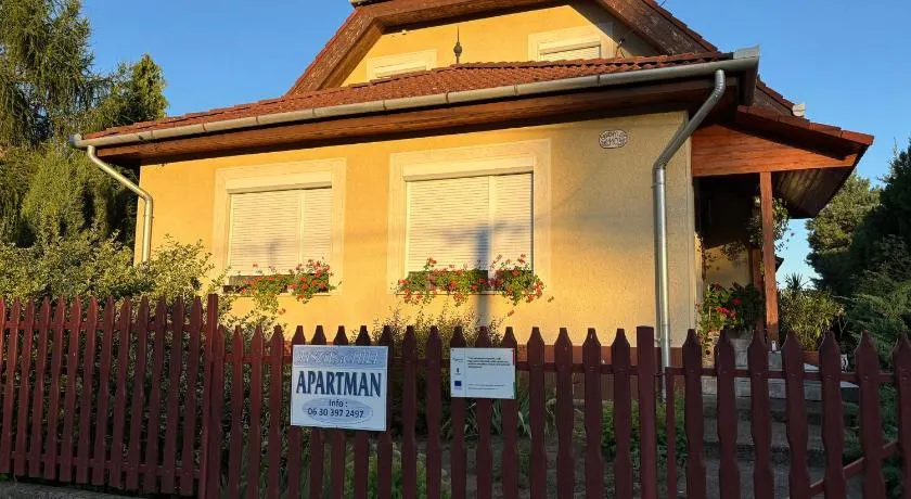 Apartman Tisz-t-a Chill - Image 1