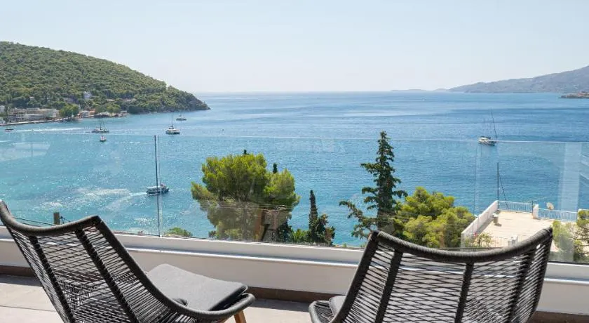 SEMIRAMIS Luxury Apartments - Image 1
