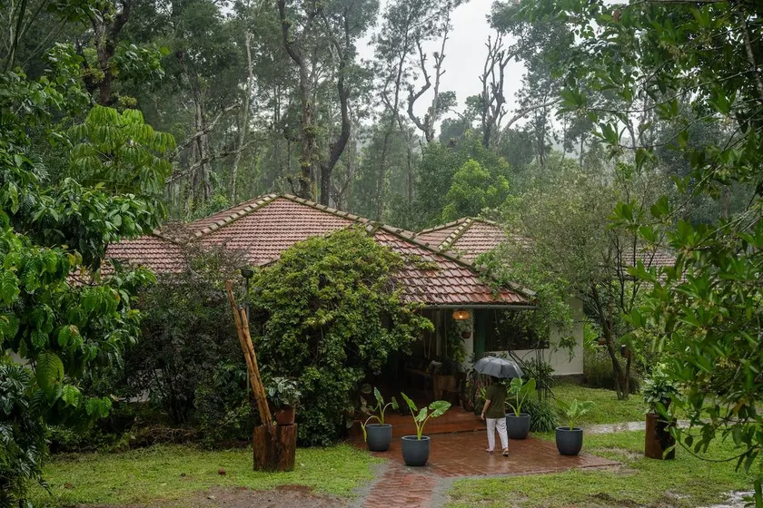 Chetty's Mane by Raho - Estate-View Heritage Stay - Image 1