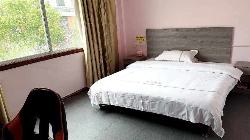 Tiancheng Hotel - Image 1