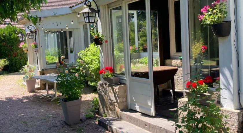 Hostellerie du Vieux Moulin - Image 1