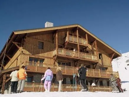 CGH Résidences & Spas les Chalets du Soleil Authentiques - Image 1