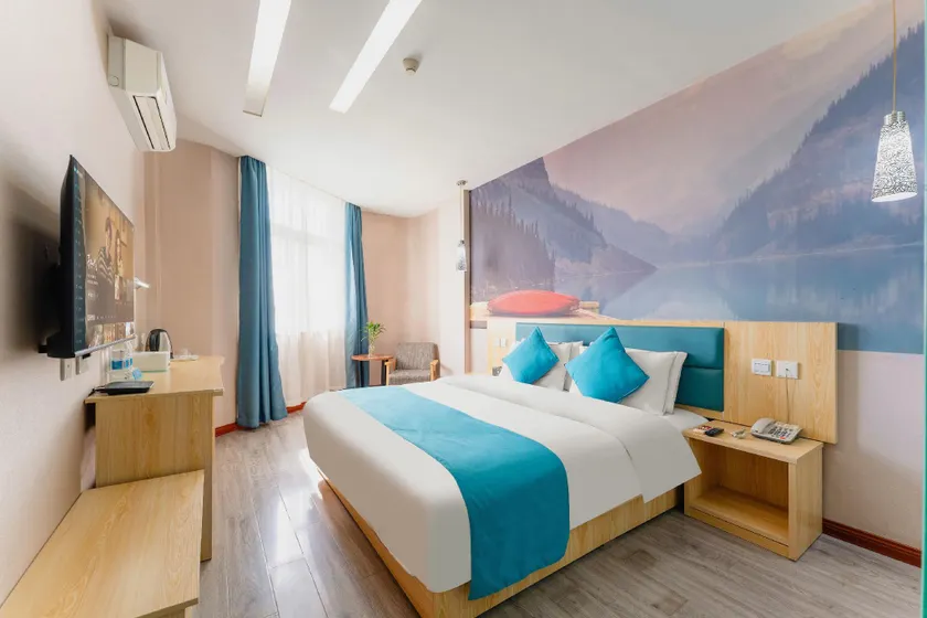 Shangpin Yijia Hotel (Xi'an Weiqunan Subway Station Branch) - Image 1