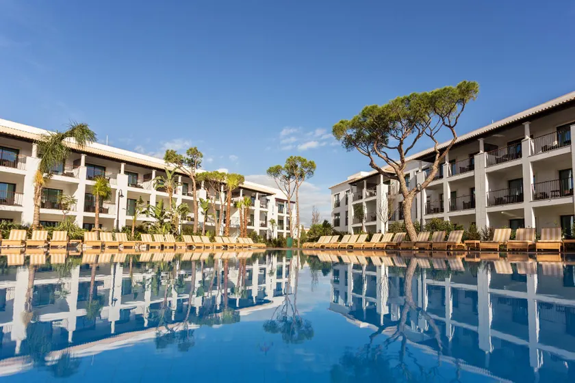 Pine Cliffs Gardens - Image 1