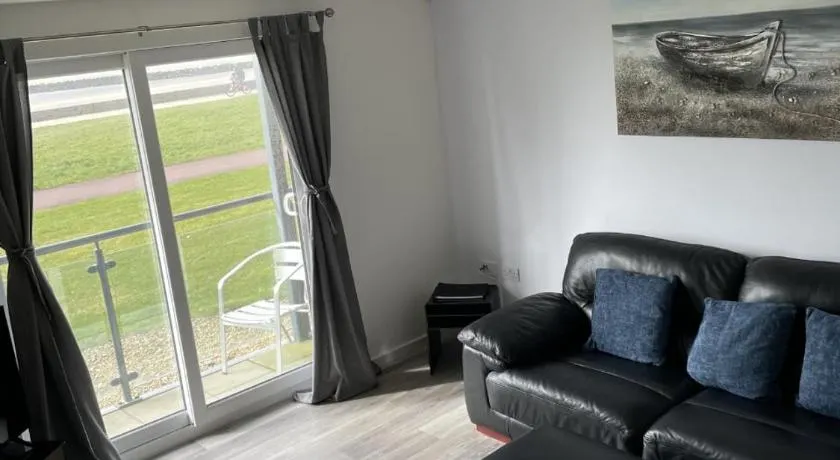 Beach Front Ground Floor Apartment - Image 1