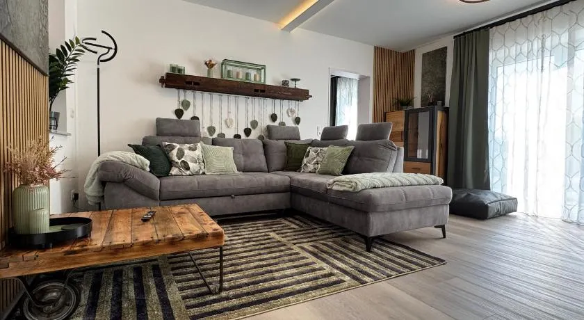Lilis Ferienwohnung mit Schlossblick 1 - Image 1