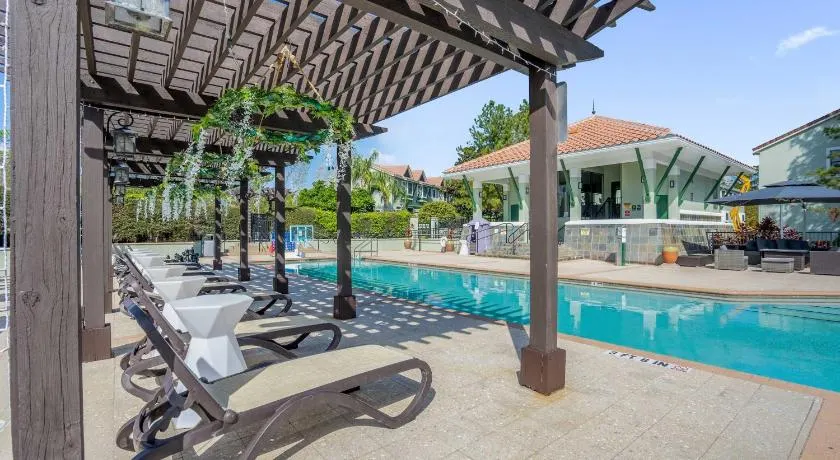 Sunny Stay in FL - 4-Bedroom Townhome by Disney! - Image 1