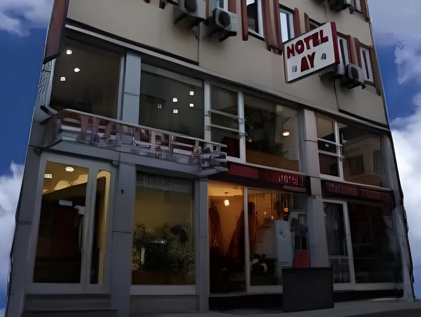 Hotel Ay - Image 1
