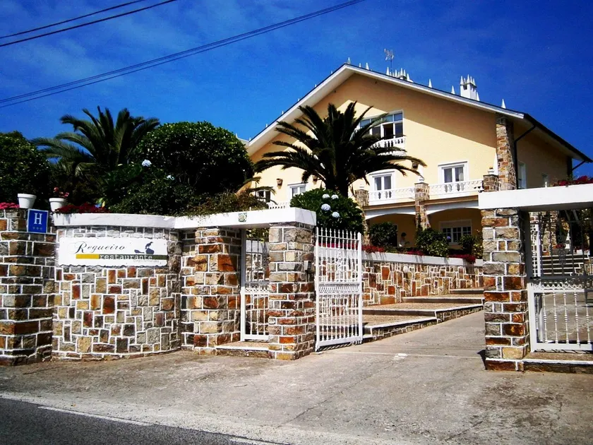 Hotel Regueiro - Image 1