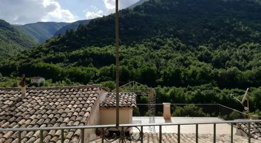 Casa Ai Piedi Della Riserva Naturale - Image 1