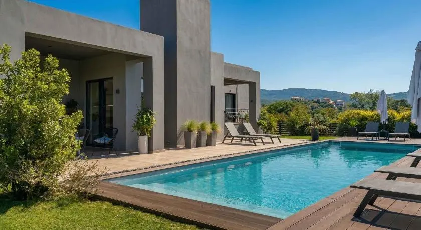 Maison avec barbecue, jardin et terrasse - Image 1