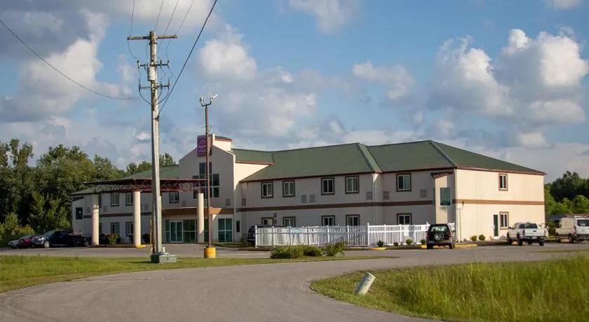 Morgantown Inn & Suites - Image 1