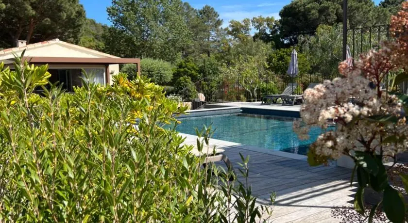 Hotel les jardins Sta Giulia avec piscine - Image 1