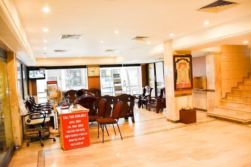 HOTEL RATHNA RESIDENCY - Image 1