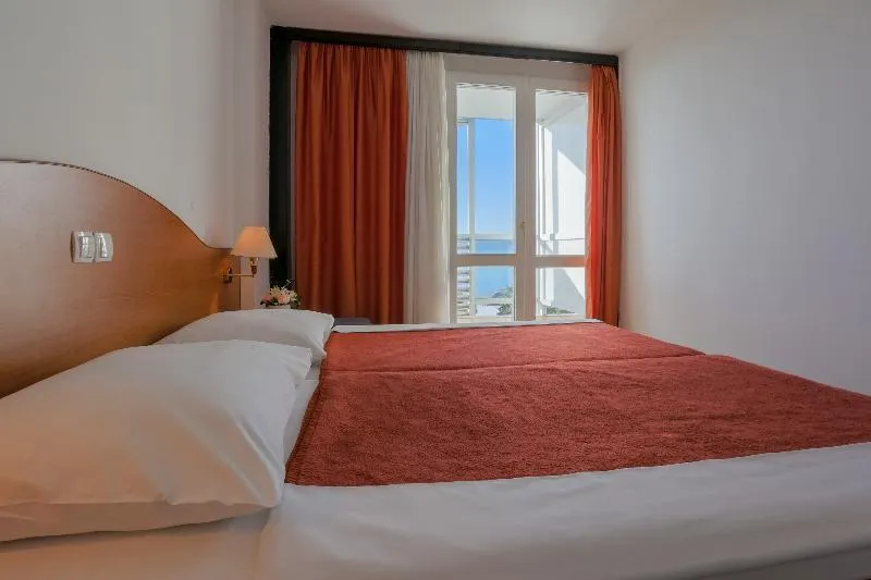 Hotel International - Image 1