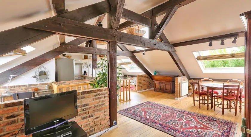 Rustic Bohemian Duplex in Meudon - Image 1
