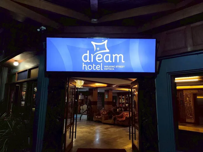Dream Hotel Pattaya - Image 1