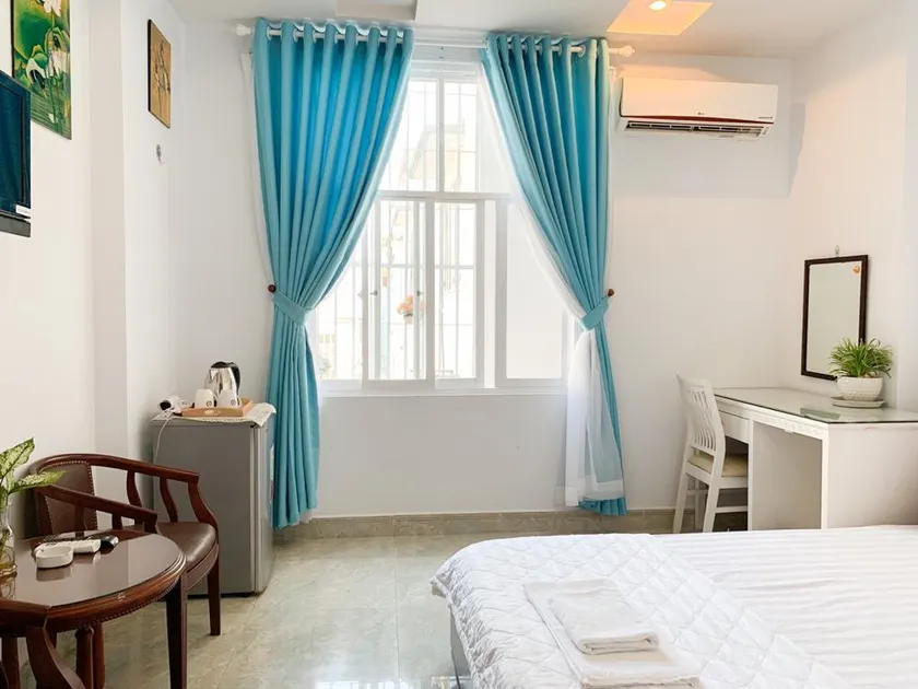 HAPPYHOMES 171 Co Bac Sai Gon Hotel - Image 1