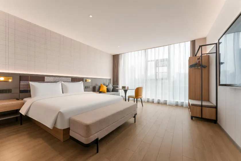 Home Inn Plus - Shanghai North Bund Xinhua Hospital Jiangpu Park Subway Station Store - Image 1