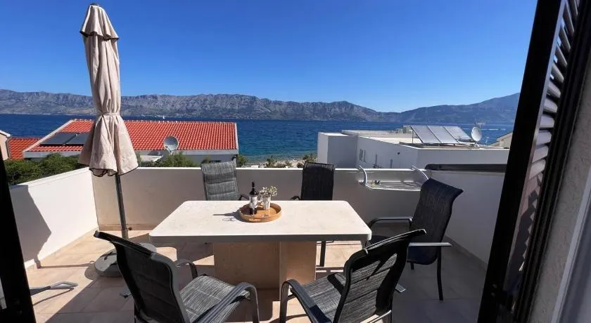 Apartments Pirka - Image 1