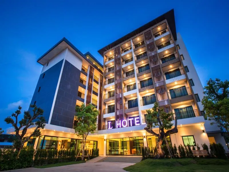 L Hotel - Image 1