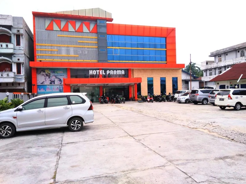 Hotel Parma Pekanbaru - Image 1