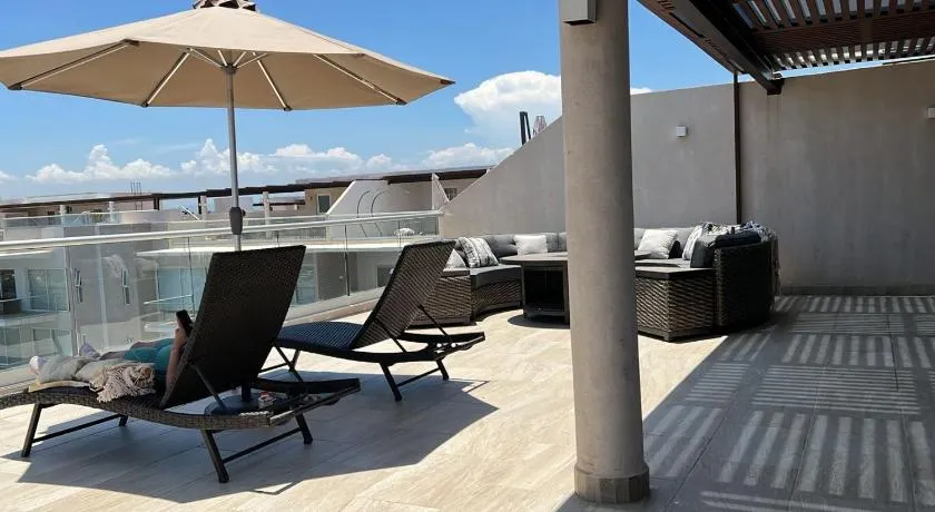 Penthouse zona diamante con jacuzzi y roof garden privado - Image 1