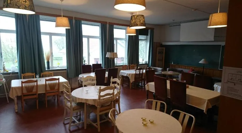 Tossene Vandrahem - Image 1