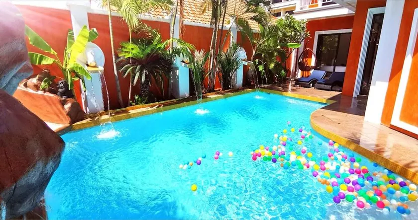 TUCHELAND Luxury Pool Villa Pattaya Walking Street - Image 1