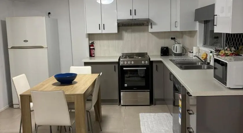 Family Friendly One Bedroom Studio - Image 1