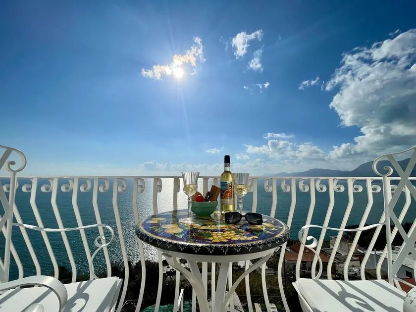 Villa Capri - Image 1