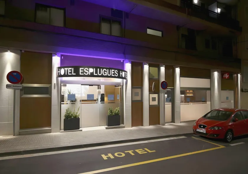 Hotel Esplugues - Image 1