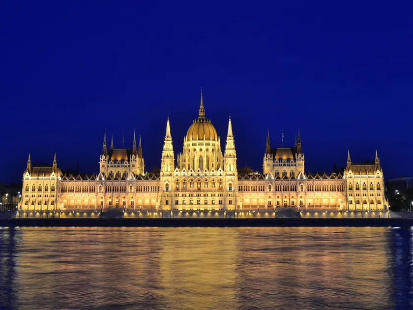 Residence Parliament - Image 1