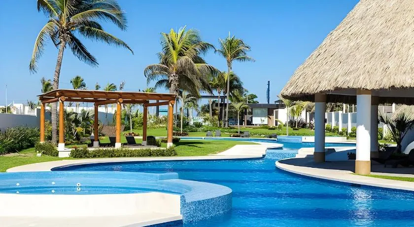 Acapulco diamante, club de playa privado, canchas pádel para 8 huéspedes - Image 1