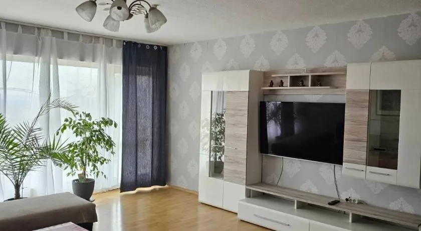 Kompfort Business Apartment - Image 1